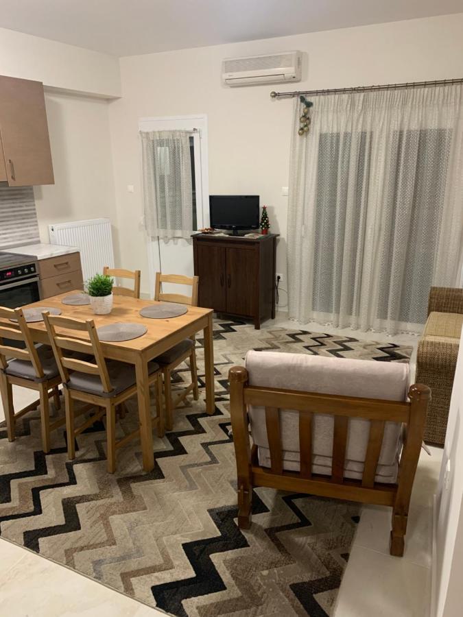 Renovated Apartment In The Center Of Larisa מראה חיצוני תמונה